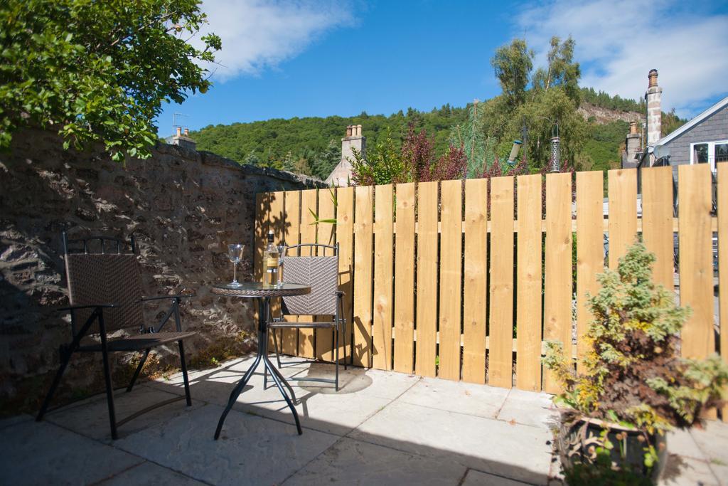 Glenernan Self Catering Cottages Ballater Buitenkant foto